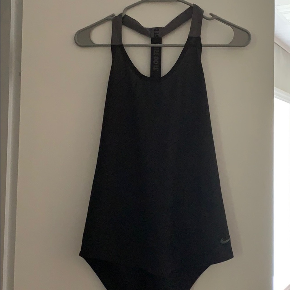 Black and gray nike tank top